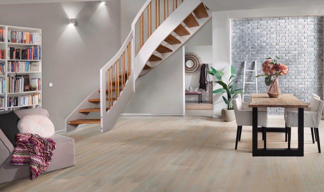 Neues Holz-Öl schützt 