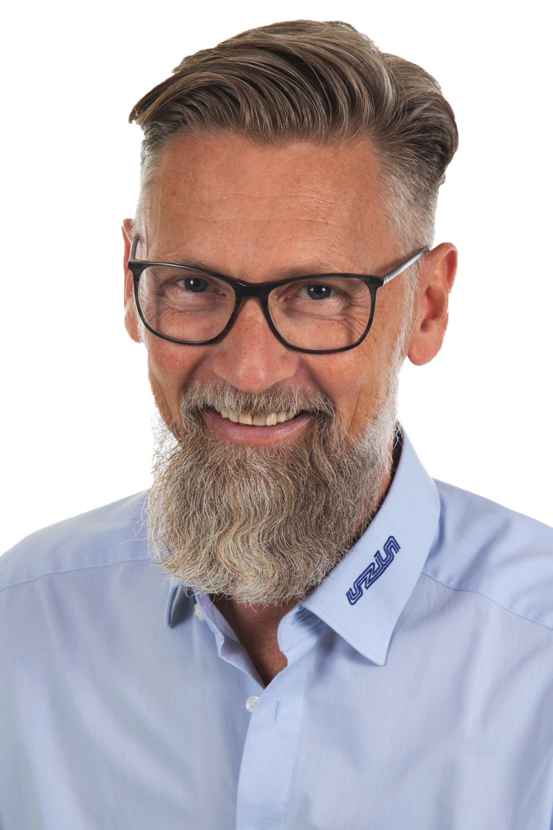 Thomas Schneider – zur Person <br>Leiter Anwendungstechnik Uzin <br><br>Thomas Schneider (52) ist seit 2018 Leiter der Anwendungstechnik bei Uzin. Der gelernte Raumausstattermeister steht schon seit 2007 in Diensten von Uzin Utz. Zunächst leitete er das internationale Produktmanagement, dann folgten Auslandsstationen als Leiter der internationalen Anwendungstechnik von Uzin sowie die Position des Area Director North America und Africa. Als Leiter der Uzin-Anwendungstechnik beschäftigt er sich unter anderem mit der Technischen Beratung, dem Schulungswesen, dem Beanstandungsmanagement und der Technischen Fußbodensystementwicklung. Pump-Technologie schont die Ressource Mensch