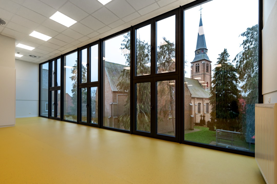 Sonniger Schulboden – belastbar und pflegeleicht 