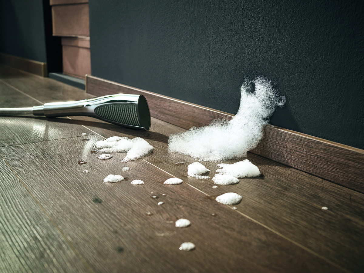 Harmonische Verbindung von Wand und Boden 