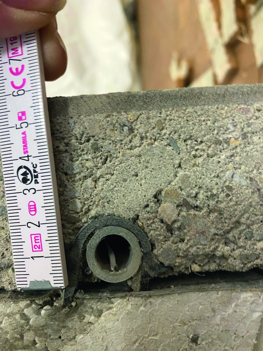 Hirnholz auf FußbodenheizungFugenbildung hat viele Ursachen