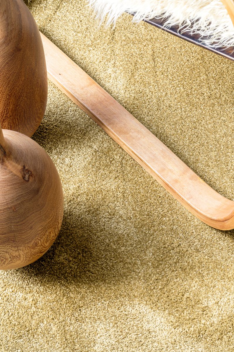 Dicht getufteter, hoher Flor 