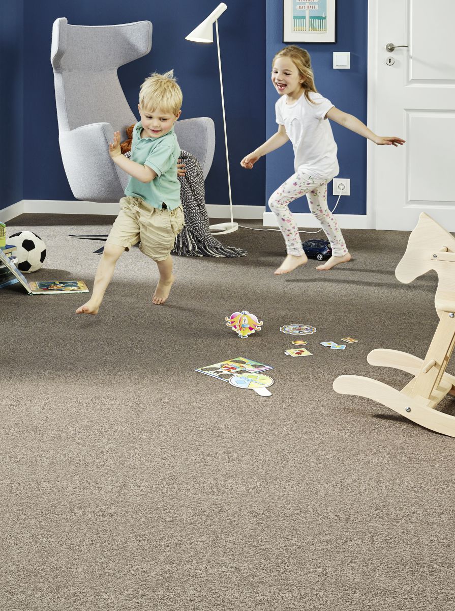 Weicher Softglanz, feste Noppen, feine Muster 