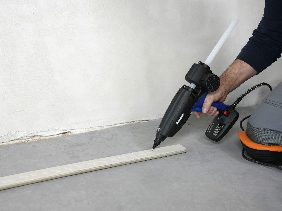 Schmelzklebepistole MKP 18 mit automatischem Einzug