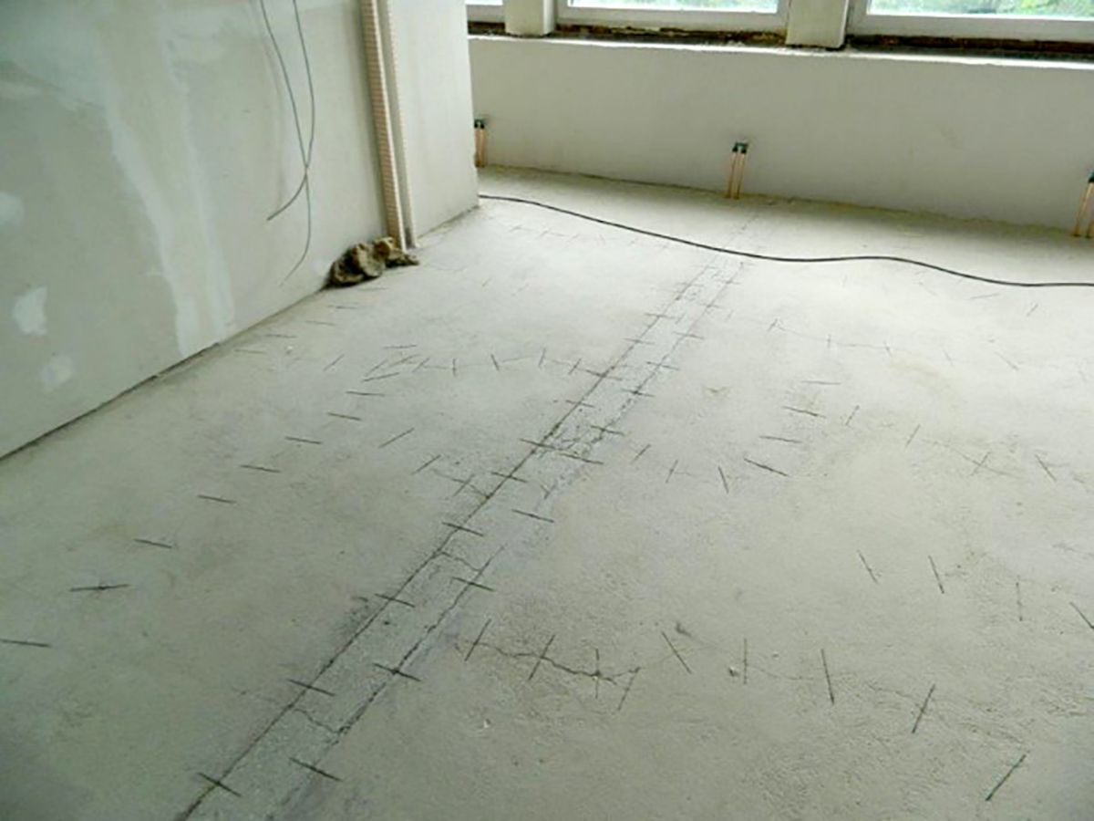 Gerissener Estrich – was tun?