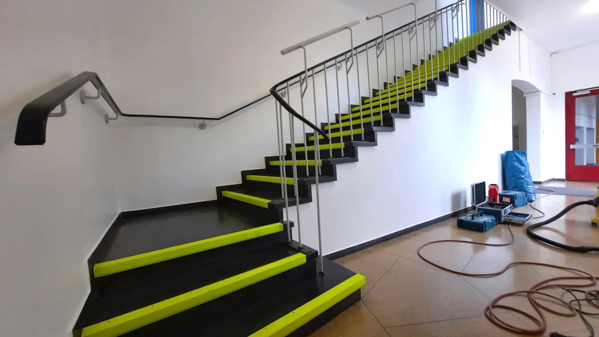 Hohe Trittsicherheit für sehbehinderte Kinder