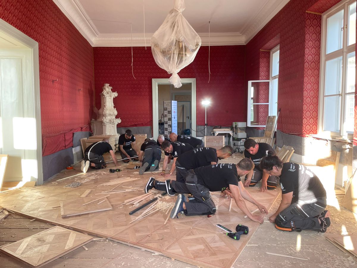 Parkettrestaurierung im Bischofspalast