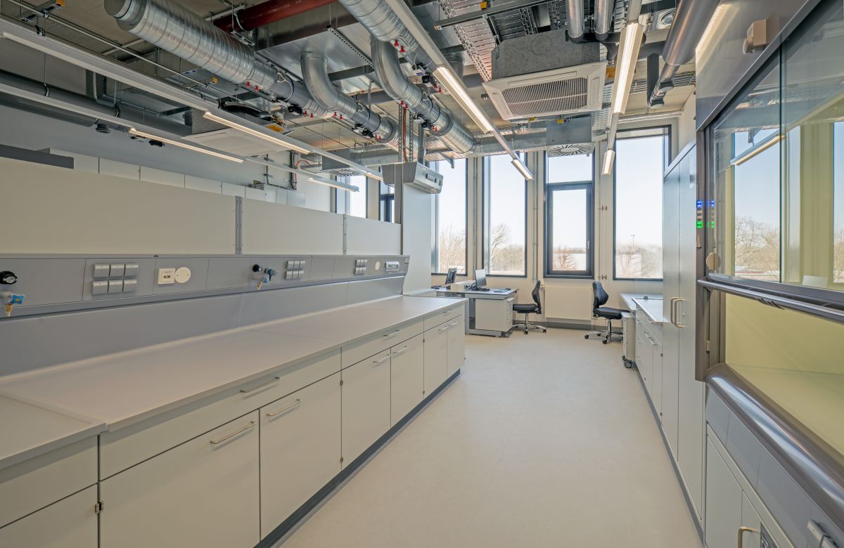 Kautschukboden für Spitzenforschung 