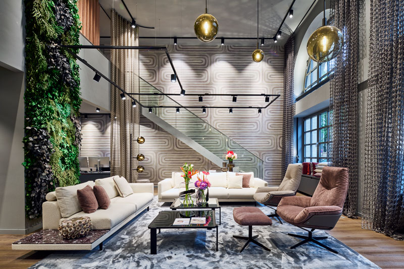 Jab Anstoetz gestaltet Showrooms neu 