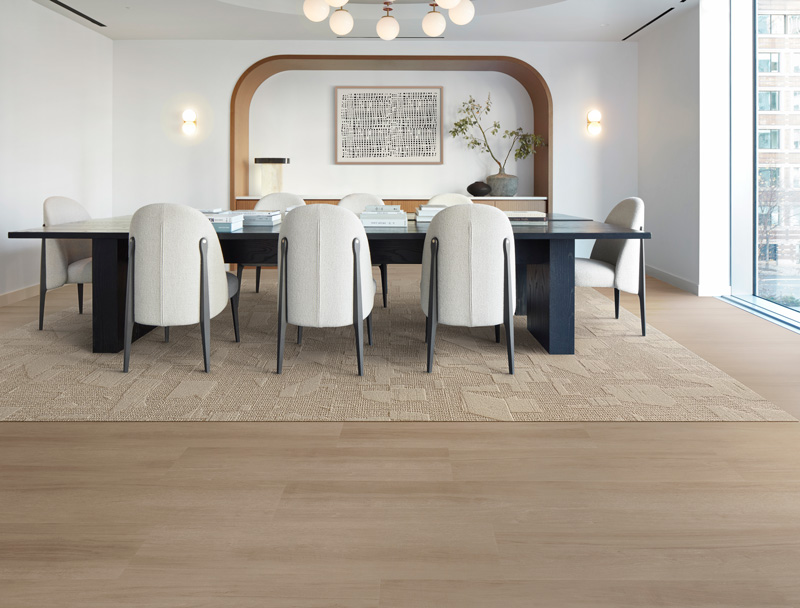 Kreatives Gestalten mit Teppichfliesen und LVT 