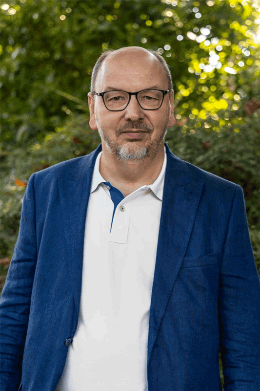 Michael Caspar legt Amt nieder