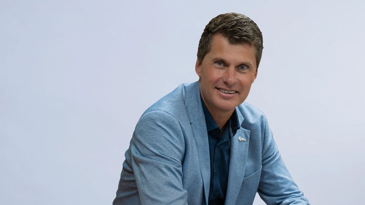 Kein Vorstandschef mehr und Ausbau des Einzelhandelsgeschäfts