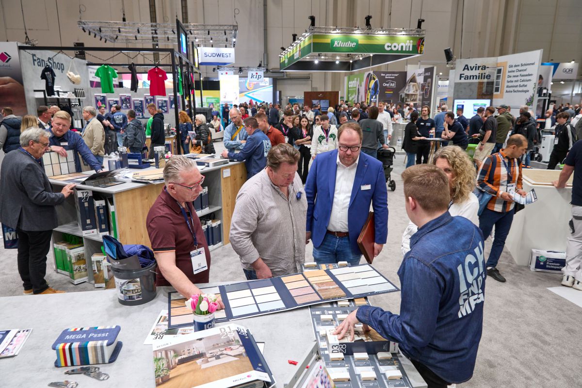 Gastgeber Mega setzte an seinem eigenen Messestand auf praktische Vorführungen und Produkte zum Anfassen und Ausprobieren.<br> Großhändler lockt über 6.300 Besucher nach Hamburg