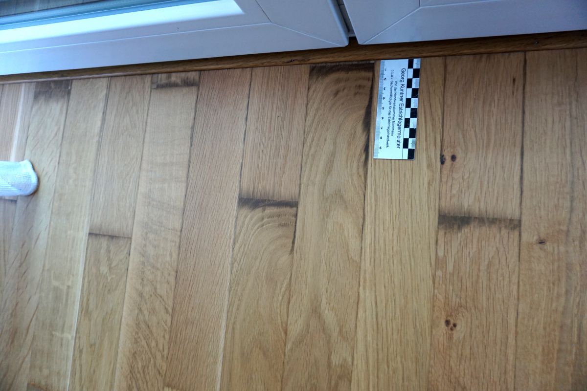 Verfärbungen bei Mehrschichtparkett 