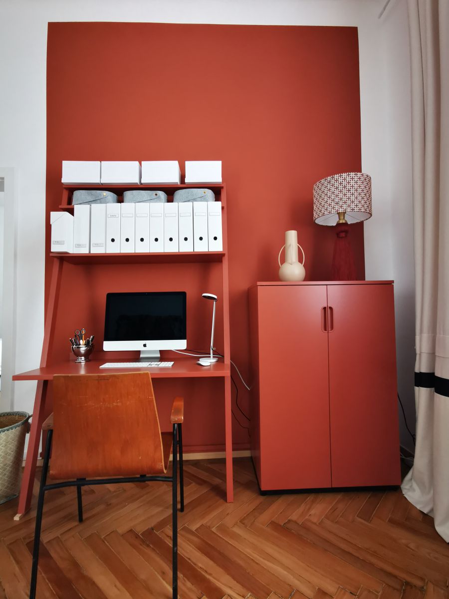 Nussblau gibt Ikea-Möbeln den farblichen Rahmen