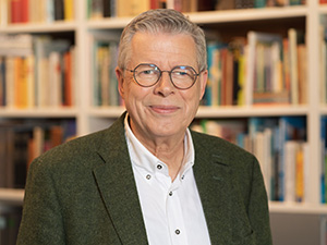 Friedrich W. Petrat