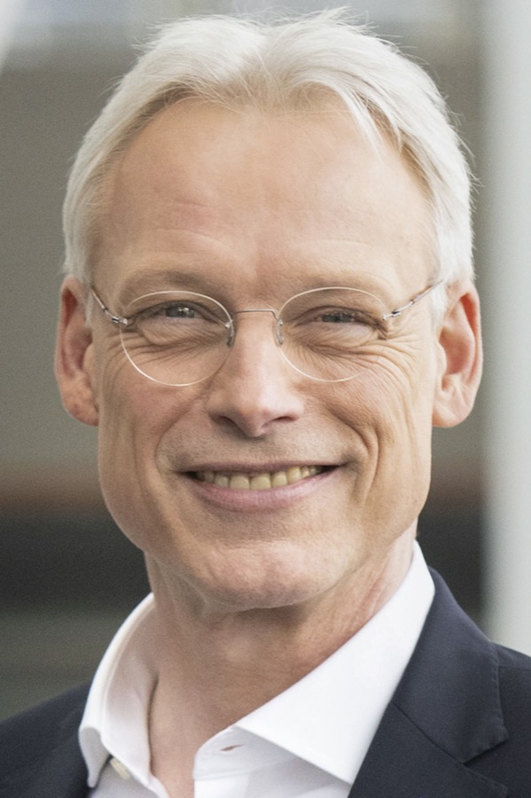 Deutsche Messe verkleinert Vorstand, Dr. Gruchow scheidet aus
