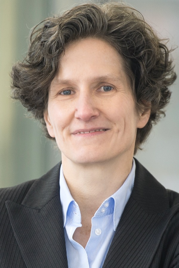 Dr. Ulrike Neubauer Gesamtmasche erweitert Präsidium
