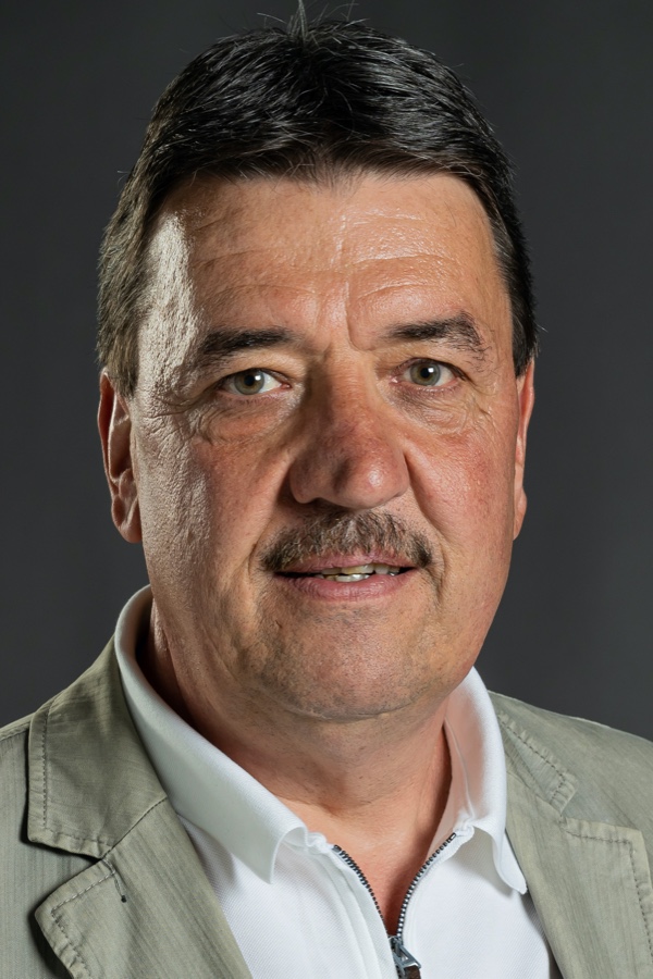 Meisterwerke: Dirk Steinmeier im Ruhestand, Marcus Gessl übernimmt