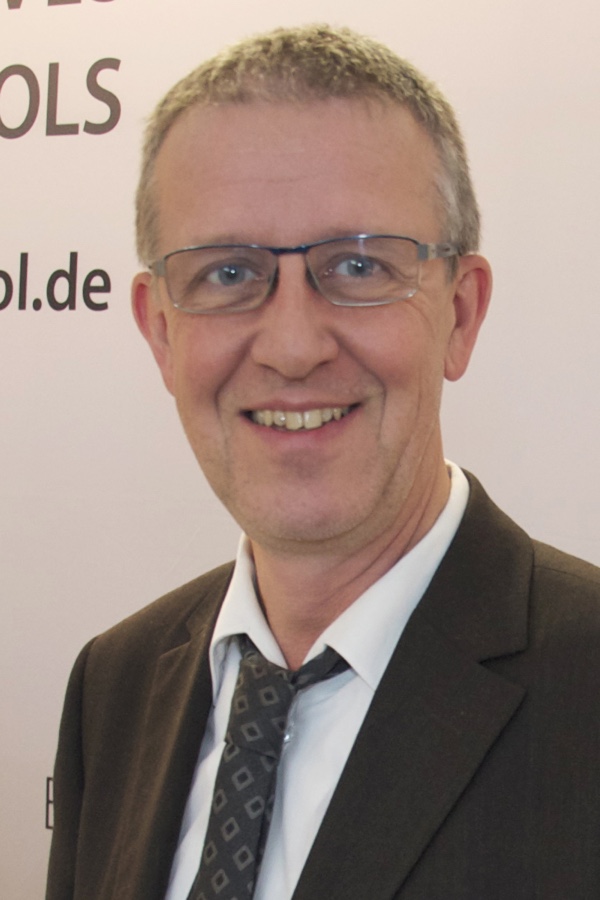 Michael Illing Forbo Eurocol: Produktmanagement-Leiter Illing geht in den Ruhestand