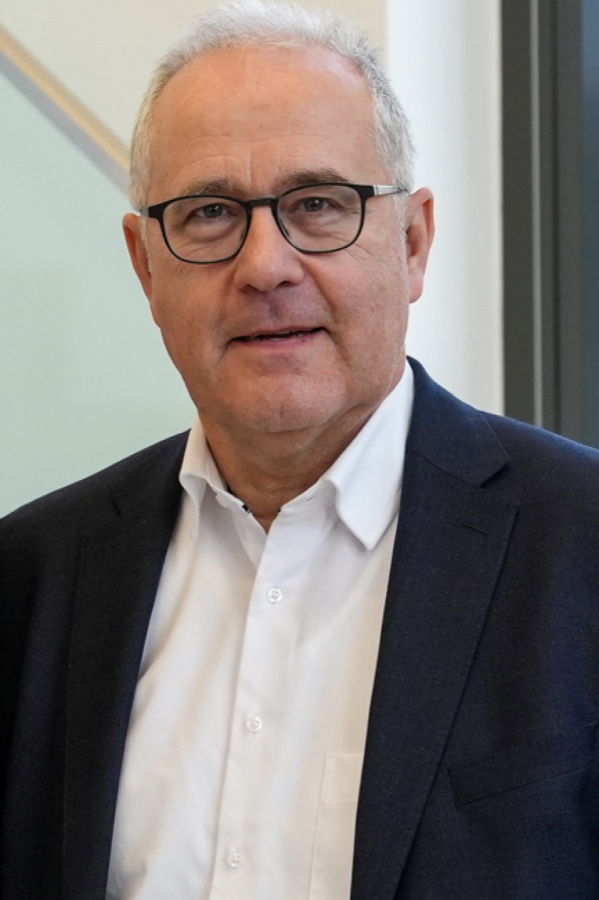 Dr. Ulrich Dahlhoff Stark Deutschland: Dr. Ulrich Dahlhoff leitet Modulbau/Serielles Bauen