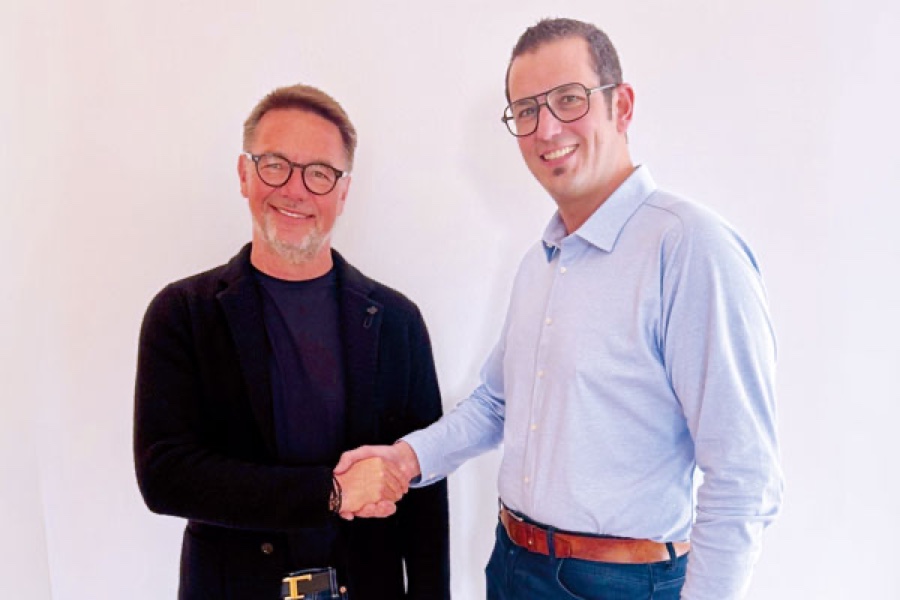 Roland Auer, Michael Egger jr. Egger holt Ex-Schattdecor-CEO Auer als CMO