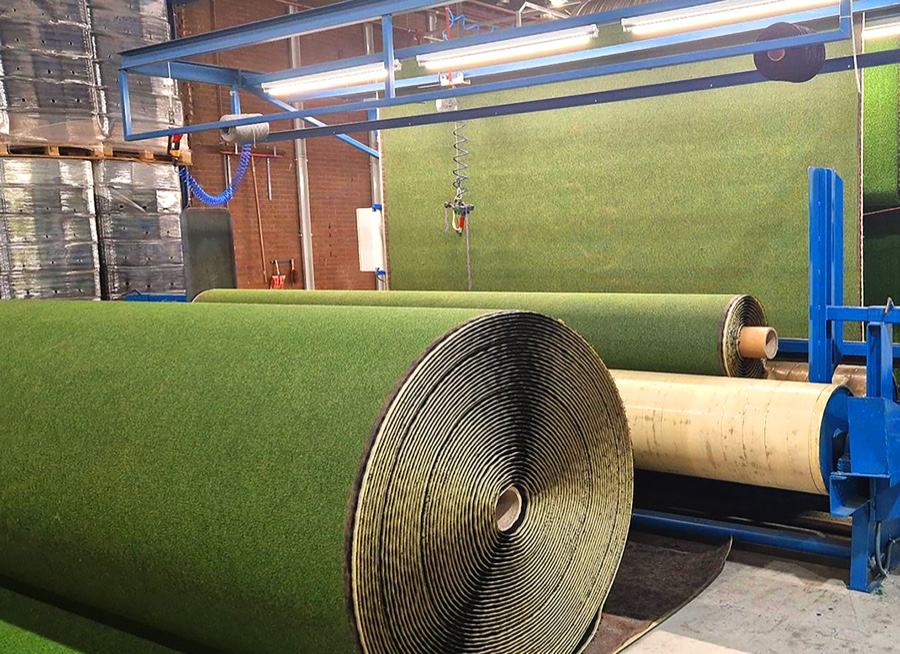 Hamat übernimmt Kunstrasenhersteller Feelds