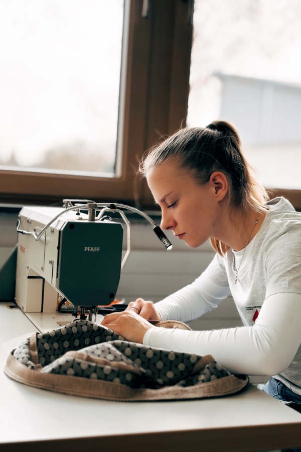 ZVR: Nina Thiele ist Deutschlands beste Raumausstatterin 2025