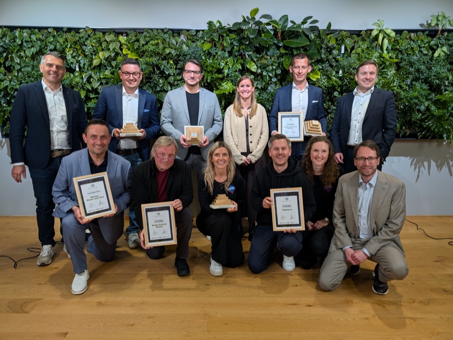 Beim Boden.Zukunft.Awards 2026 wurden vier nachhaltig agierende Handwerksbetriebe prämiert. Boden.Zukunft.Award 2026: Vier nachhaltig agierende Vorbilder ausgezeichnet