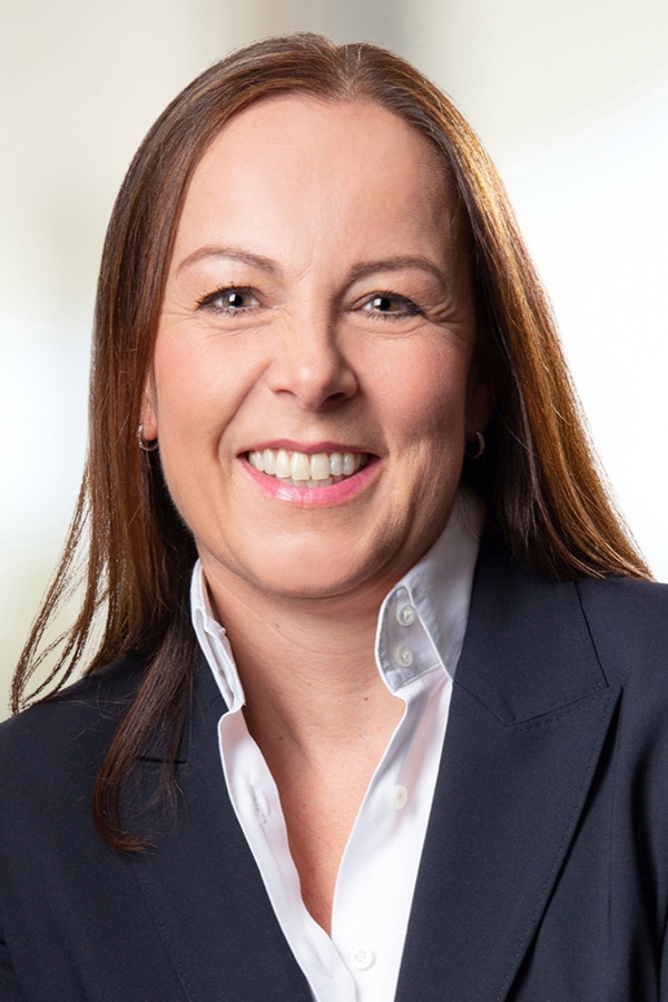 Daniela Schmiedle, Geschäftsführerin der Sika in Deutschland Sika Deutschland wird Gesamtrechtsnachfolgerin von PCI Augsburg